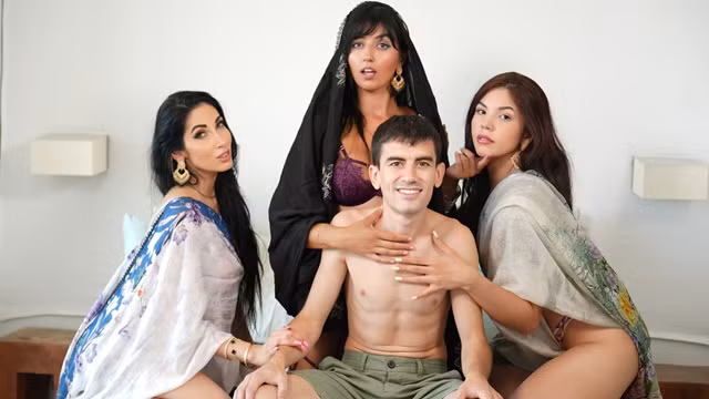 ⛔ Foursome orgy with Pakistani Aliya Yasin, Clea Gaultier and a Latina 🔥