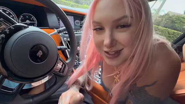 Thick white girl Skylar Vox gets fucked in my RR | teddy tarantino